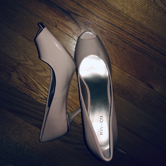Pumps 4” beige patent leather type - Picture 3 of 4
